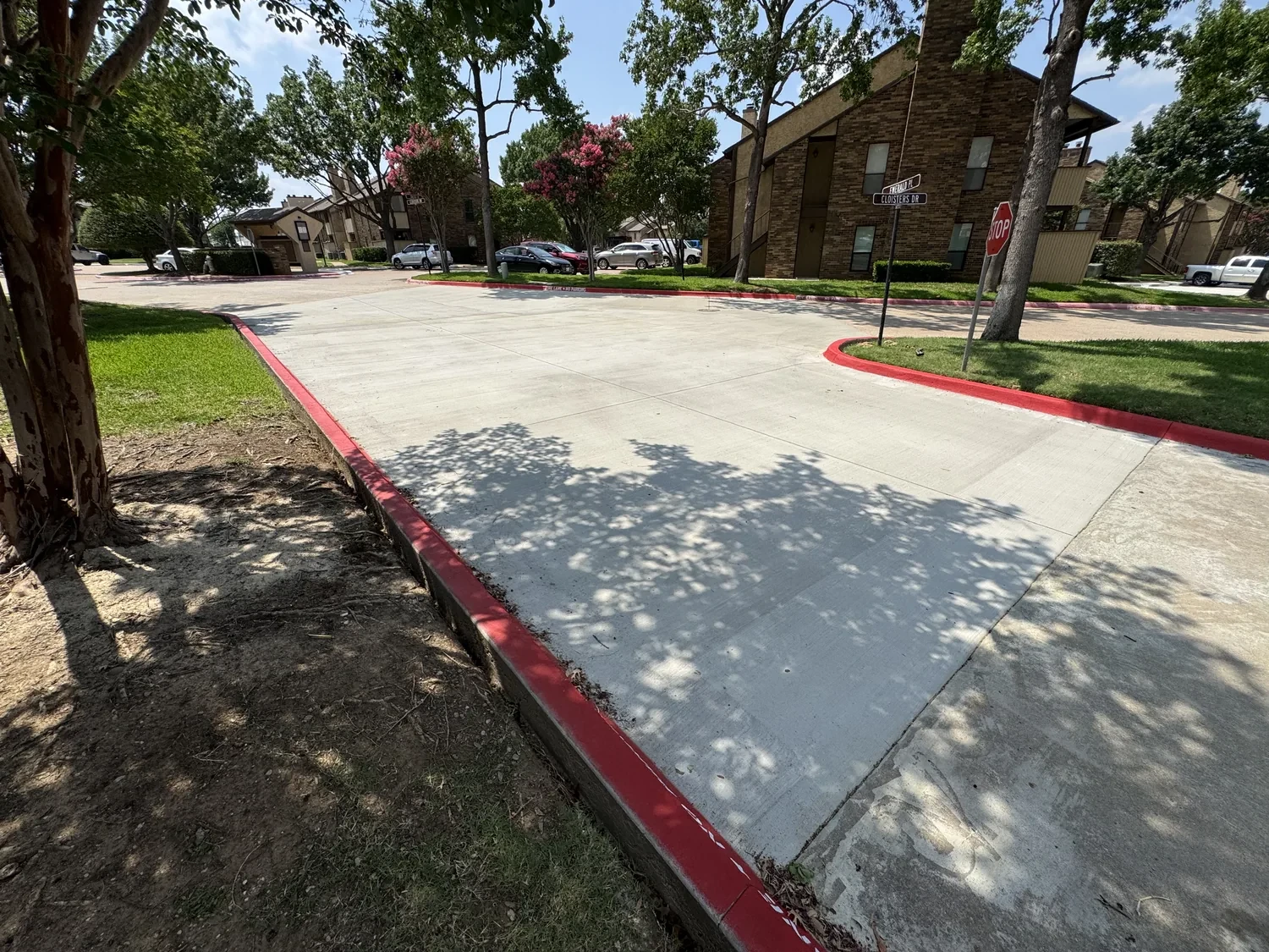 Commercial flatwork standard by Lucky’s Concrete in Mesquite